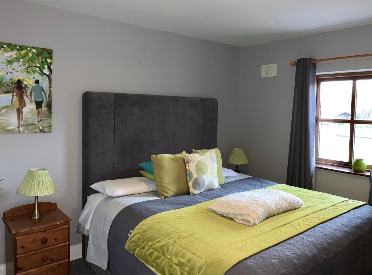 Cottage 33 Old Killarney Village كيلارني المظهر الخارجي الصورة